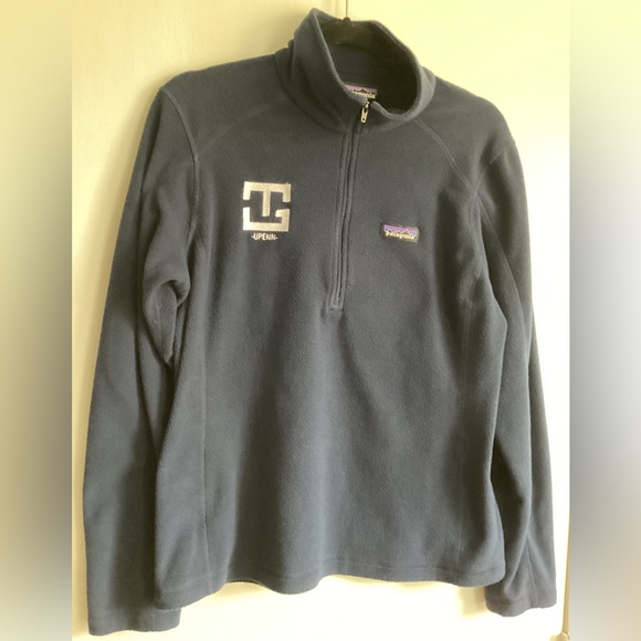 Patagonia Navy Blue fleece for UPenn 1/4 Zip - Picture 2 of 7